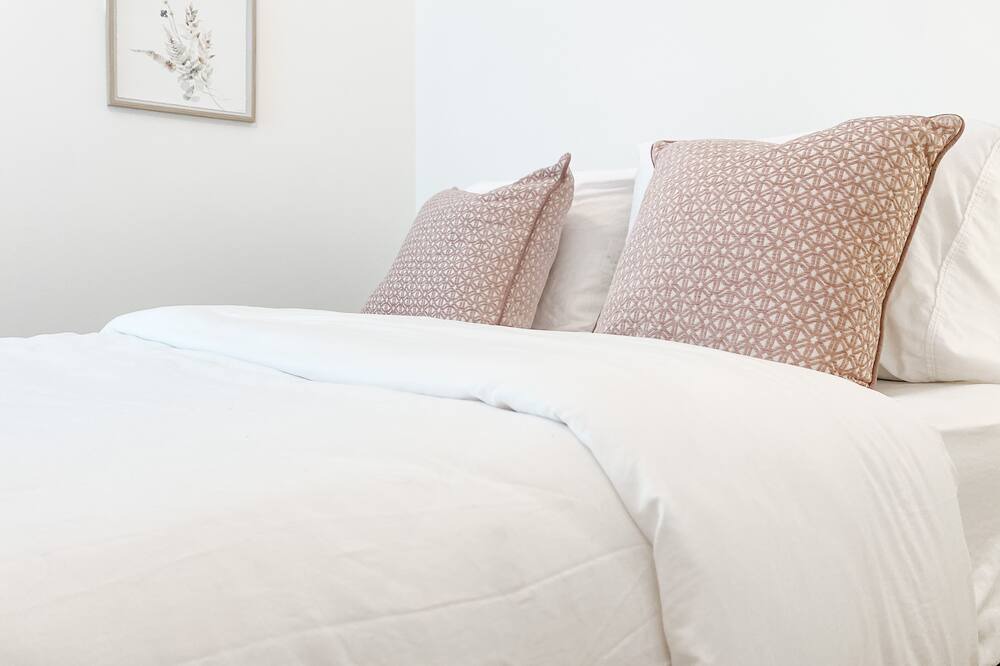 Photo of Bedroom in Saanich West
