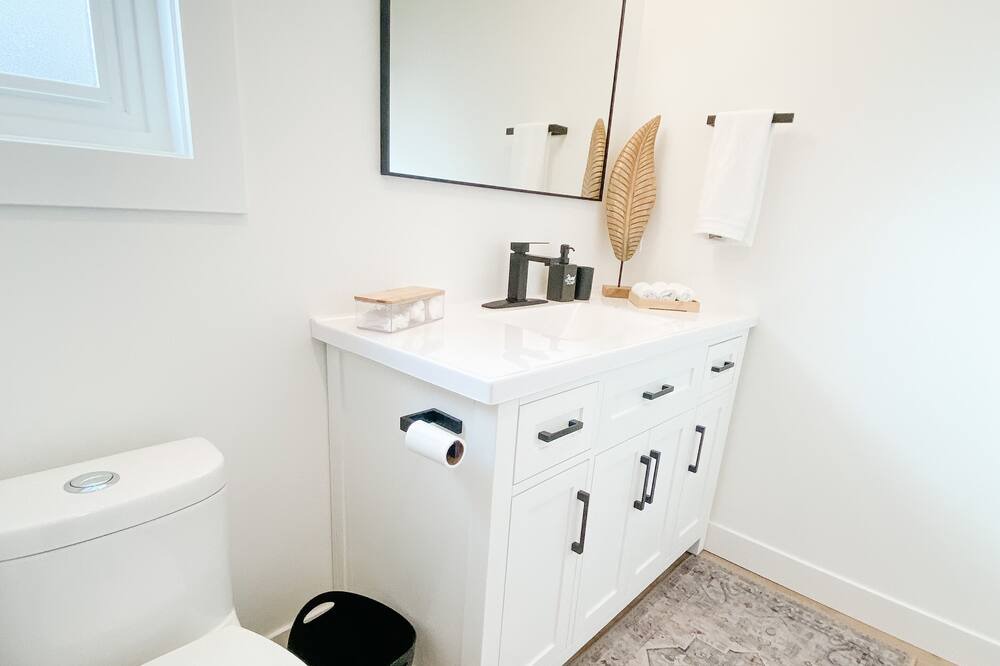 Photo of Bathroom in Saanich West