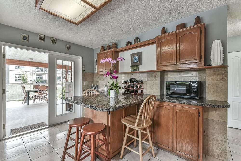 Photo of Kitchen in Maple Ridge