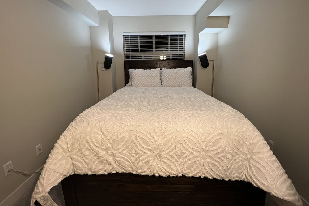 Photo of Bedroom in Maple Ridge