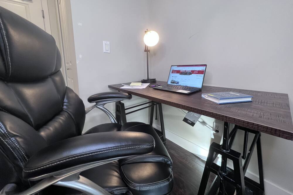 Photo of Bedroom in Maple Ridge
