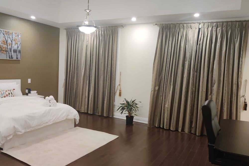 Photo of Bedroom in Pickering