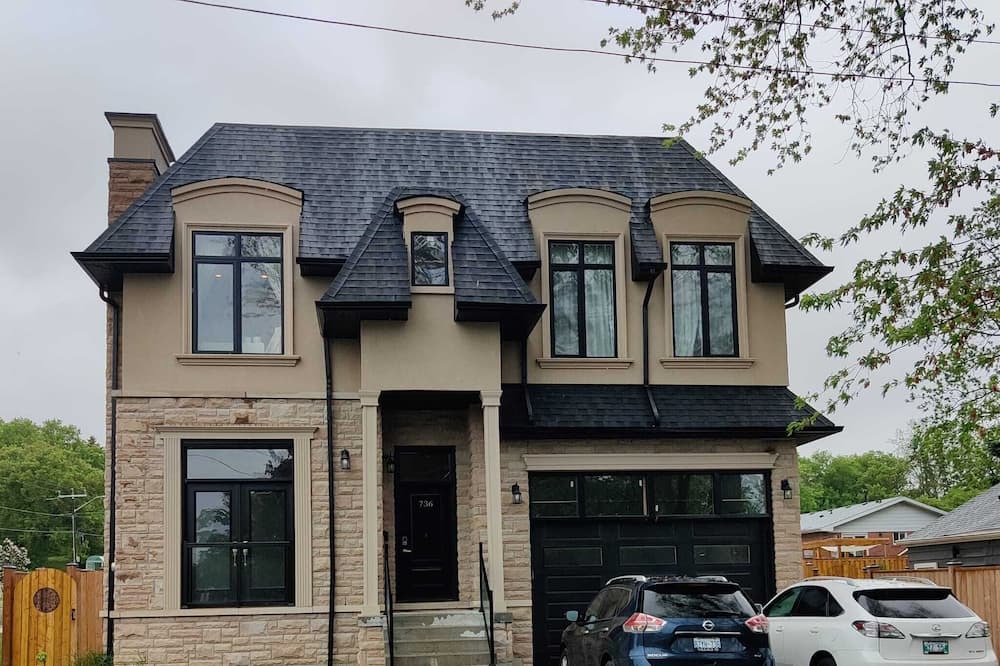 Photo of Outdoor in Pickering