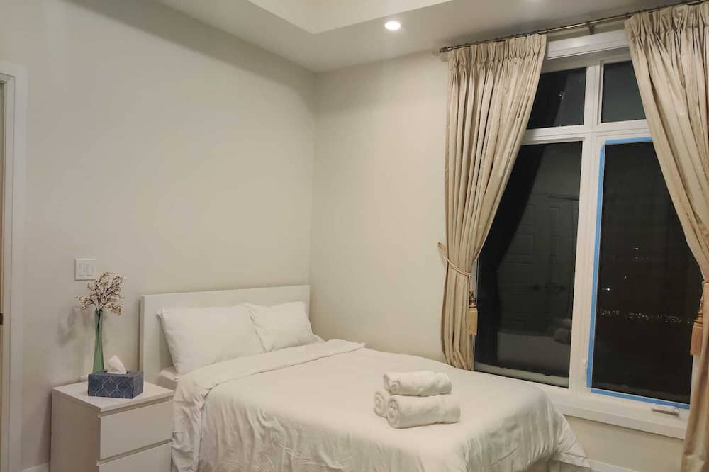 Photo of Bedroom in Pickering
