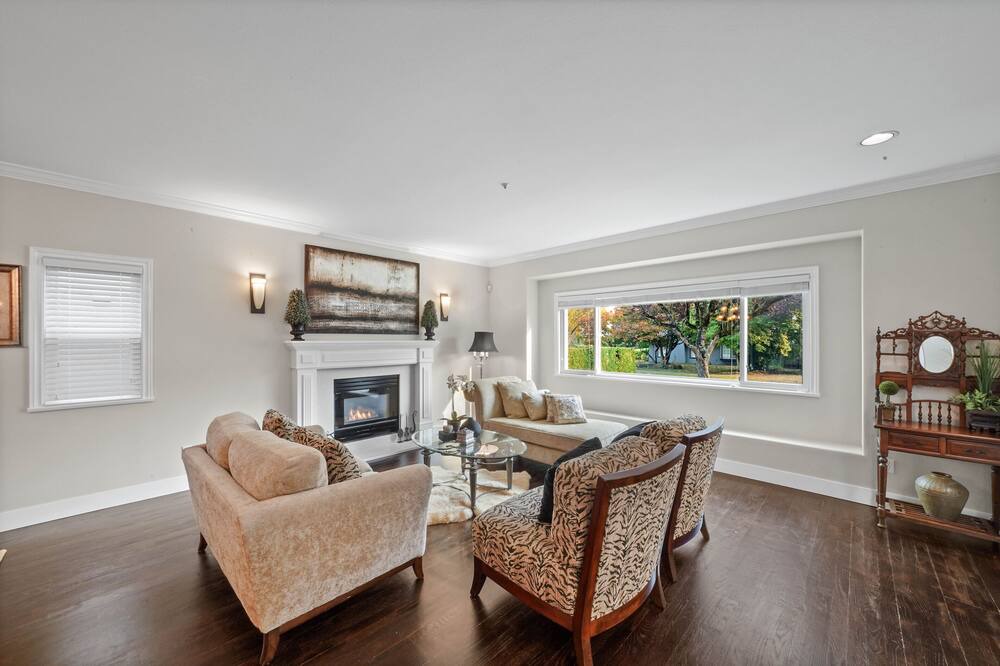 Photo of Others in Arbutus Ridge