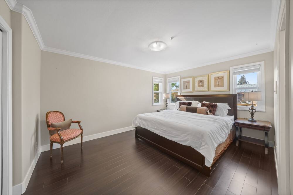 Photo of Bedroom in Arbutus Ridge