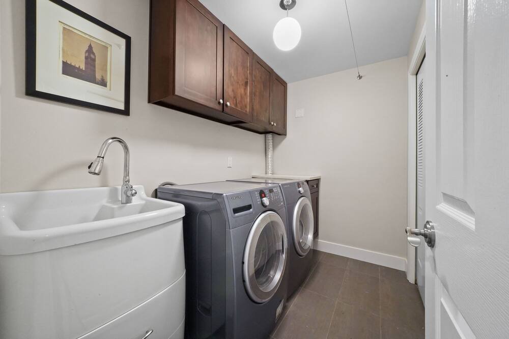 Photo of Kitchen in Arbutus Ridge