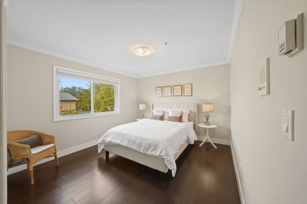 Photo of Bedroom in Arbutus Ridge
