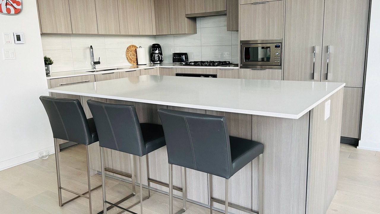 Photo of Kitchen in District of North Vancouver