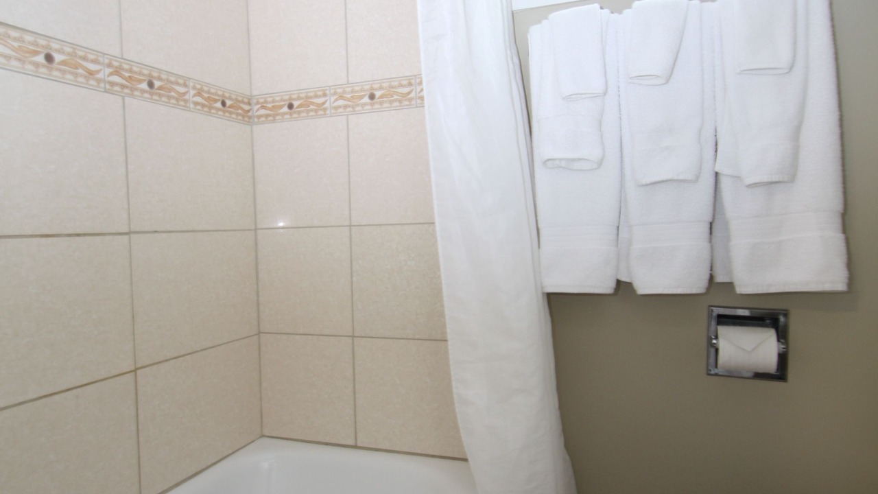 Photo of Bathroom in Harrison Hot Springs