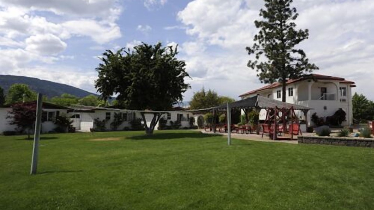 Photo of Others in Osoyoos