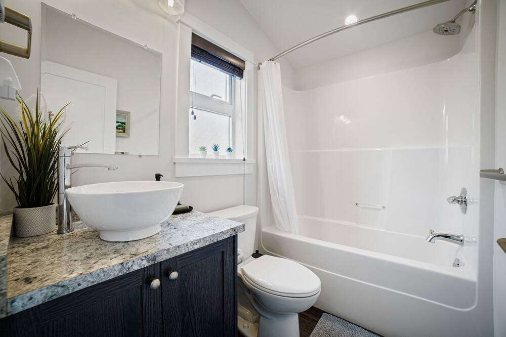 Photo of Bathroom in Port Renfrew