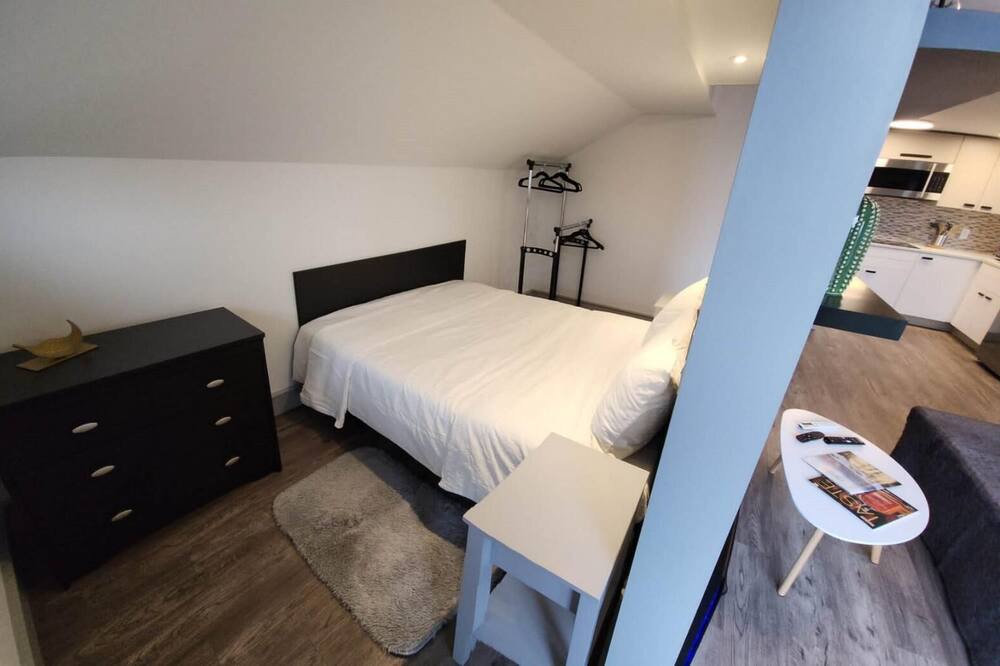 Photo of Bedroom in Cowichan Bay