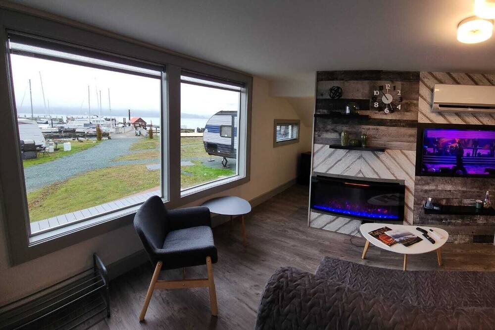 Photo of Others in Cowichan Bay