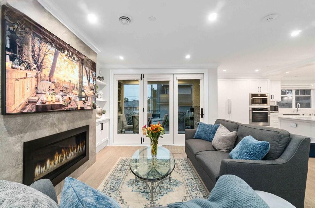 Photo of Livingroom in Vancouver South