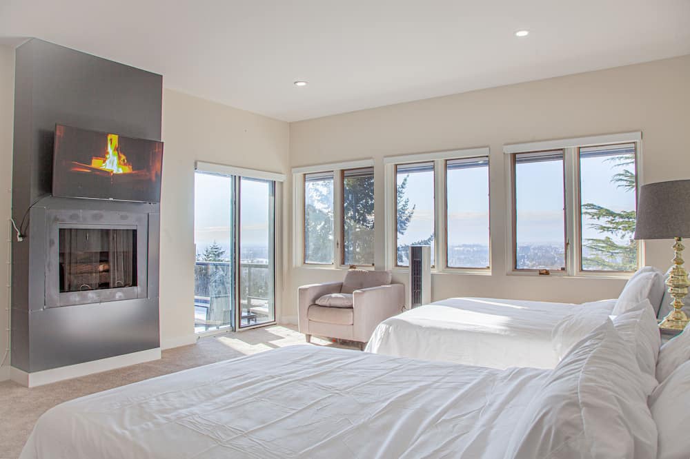 Photo of Bedroom in Lower Sumas Mountain