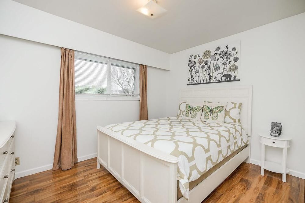 Photo of Bedroom in Newton