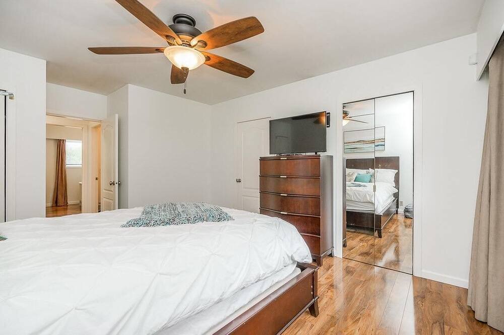 Photo of Bedroom in Newton