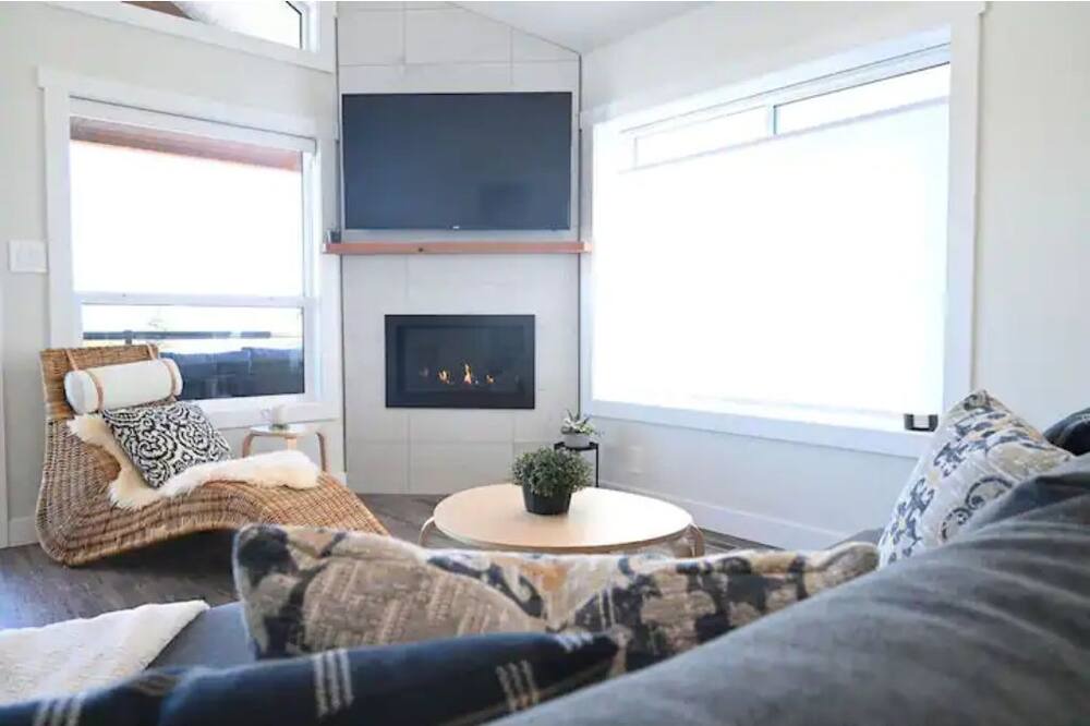 Photo of Livingroom in Campbell River