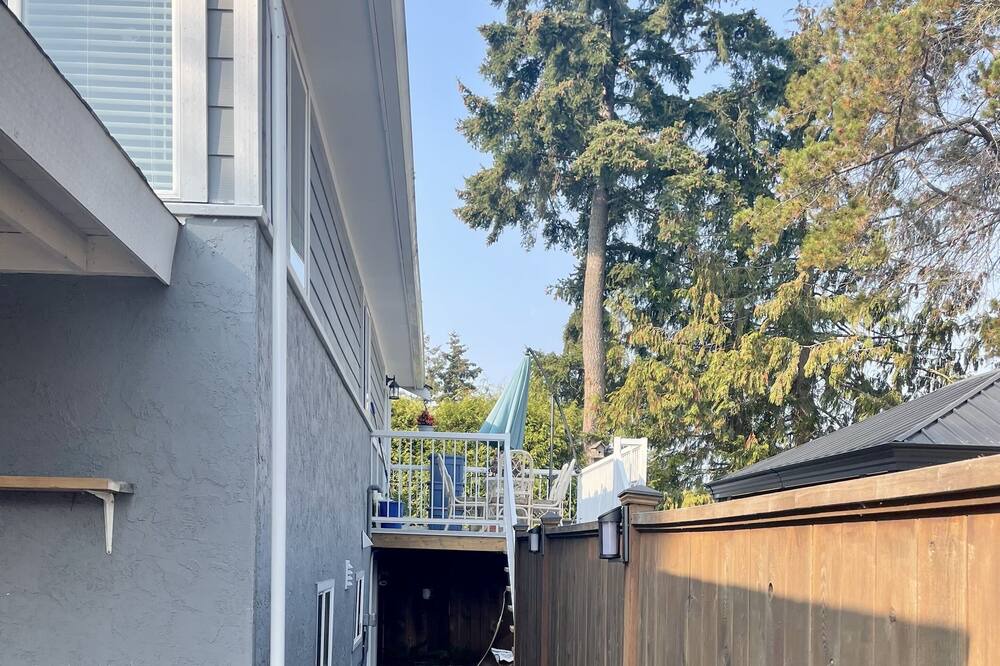 Photo of Outdoor in Saanich West