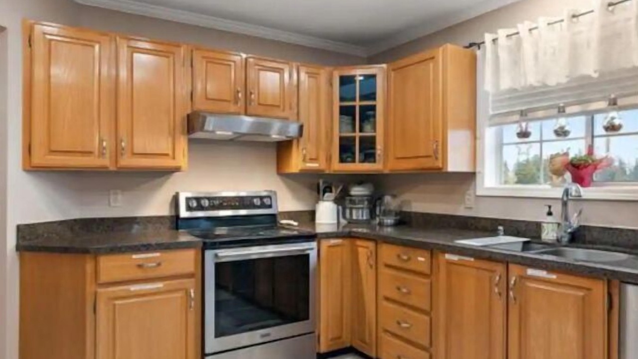Photo of Kitchen in Saanich West