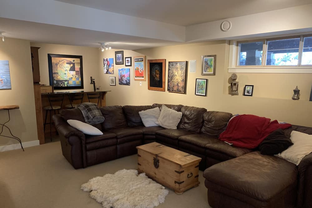 Photo of Livingroom in Coldstream