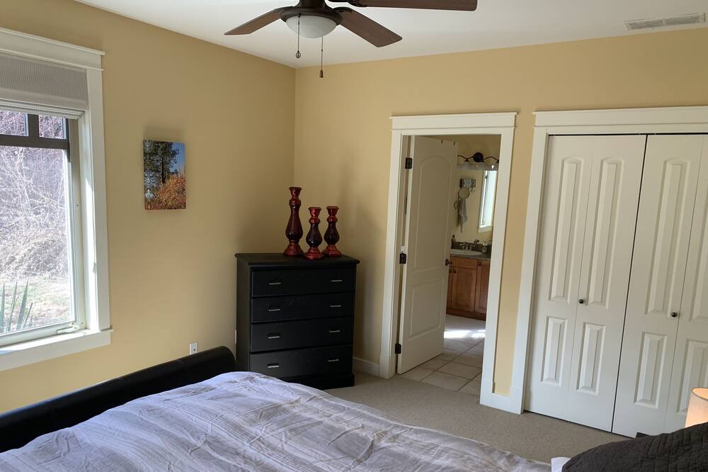 Photo of Bedroom in Coldstream