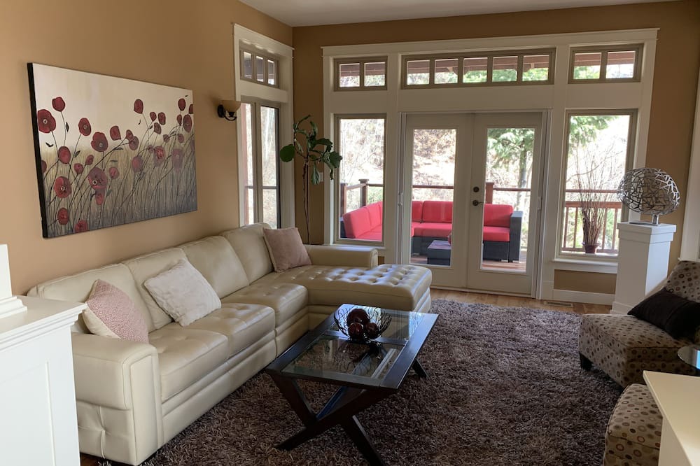 Photo of Livingroom in Coldstream