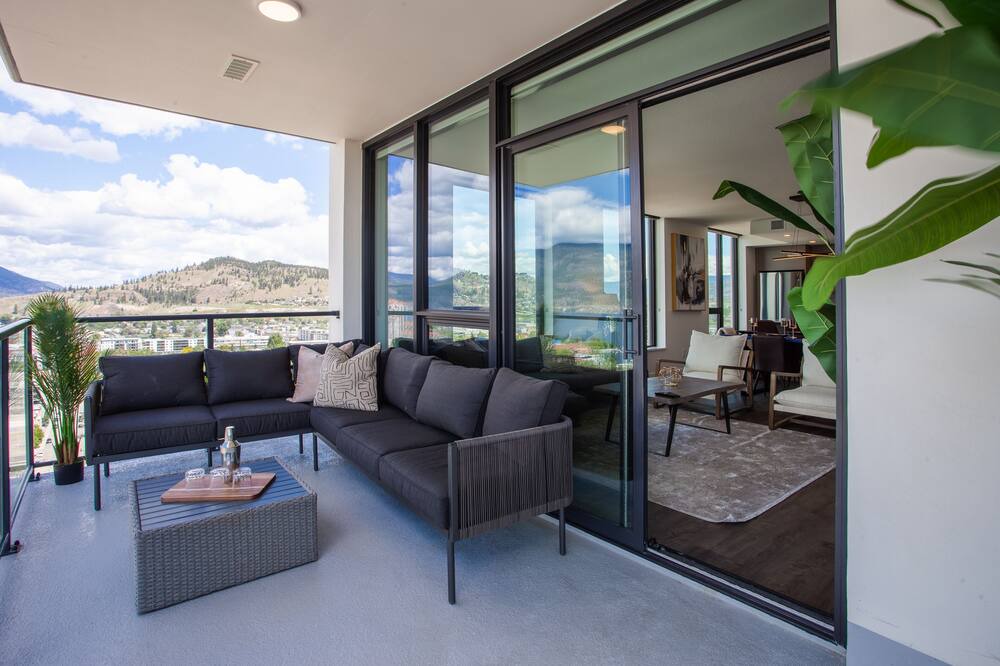 Photo of Patio Balcony in Downtown Kelowna