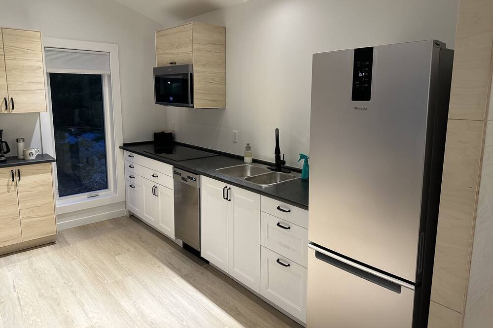 Photo of Kitchen in Shawnigan Lake