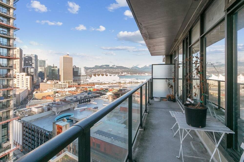 Photo of Outdoor in Crosstown