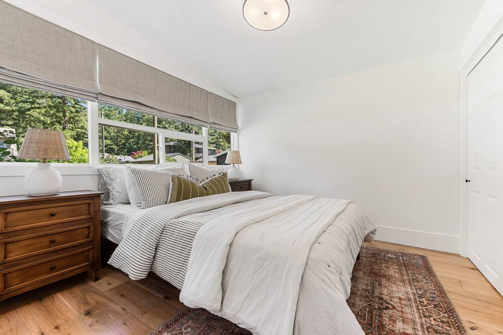 Photo of Bedroom in Cultus Lake