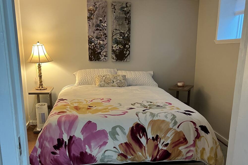 Photo of Bedroom in Campbell River