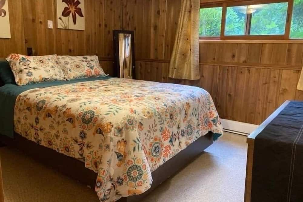 Photo of Bedroom in Central Kootenay