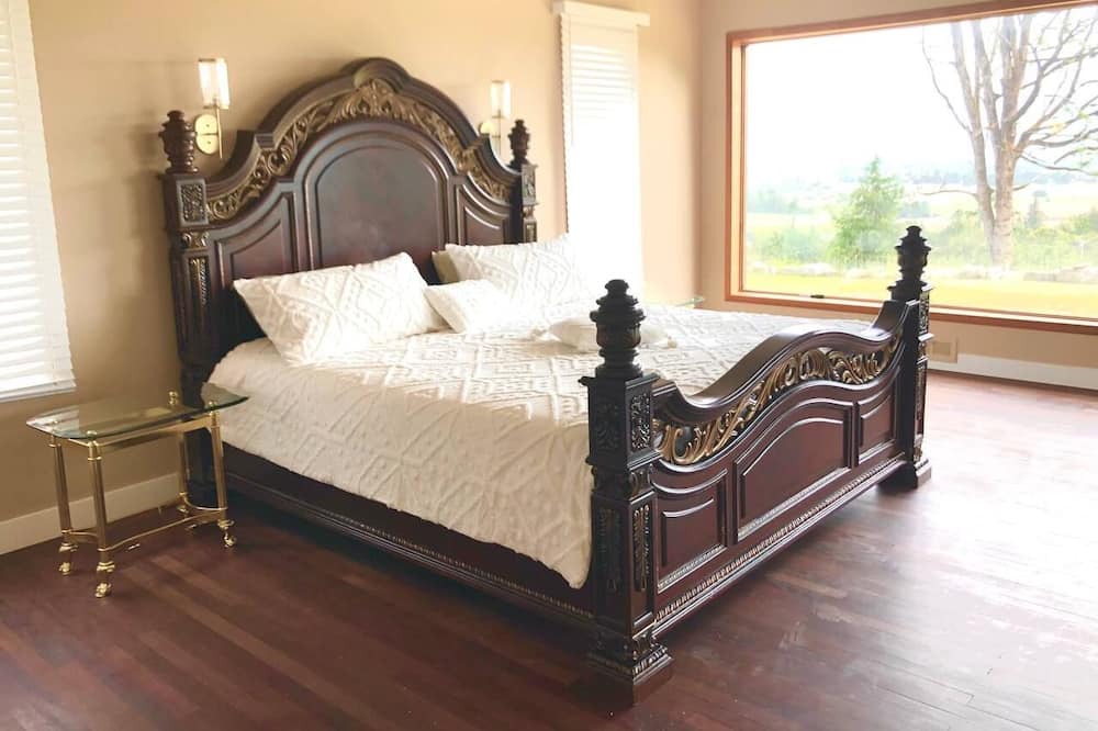 Photo of Bedroom in Eastern Hillsides