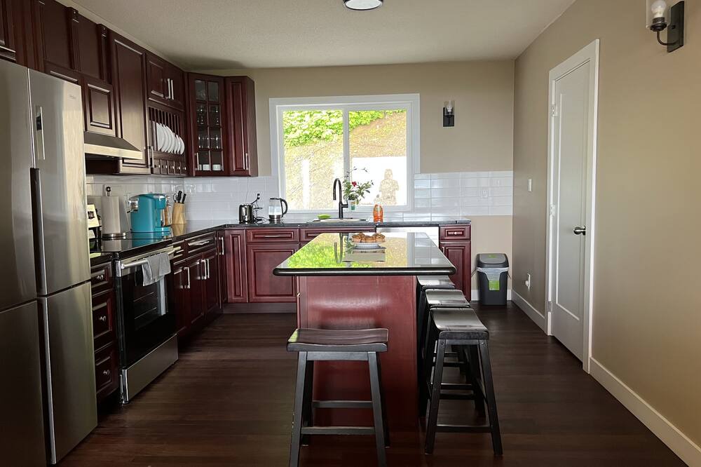 Photo of Kitchen in Eastern Hillsides