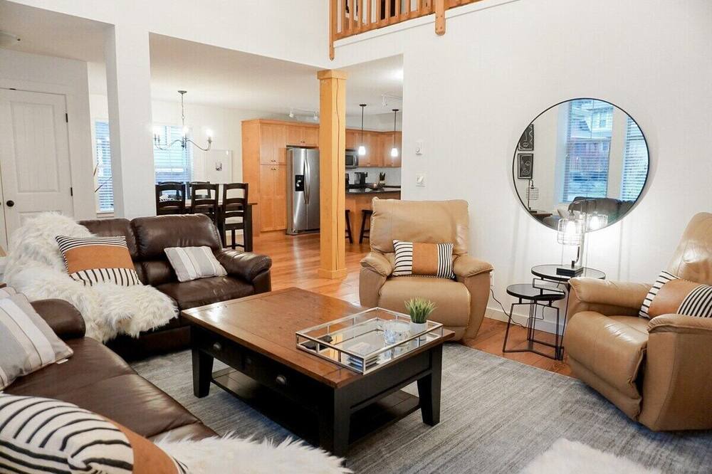 Photo of Bedroom in Lindell Beach