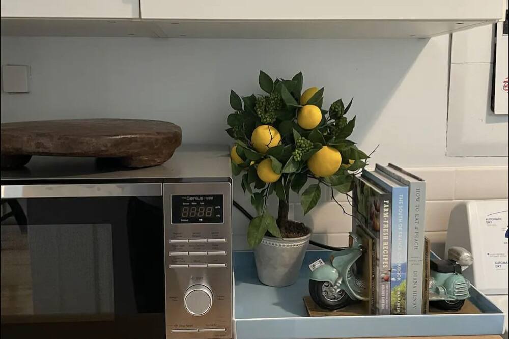 Photo of Kitchen in Surrey