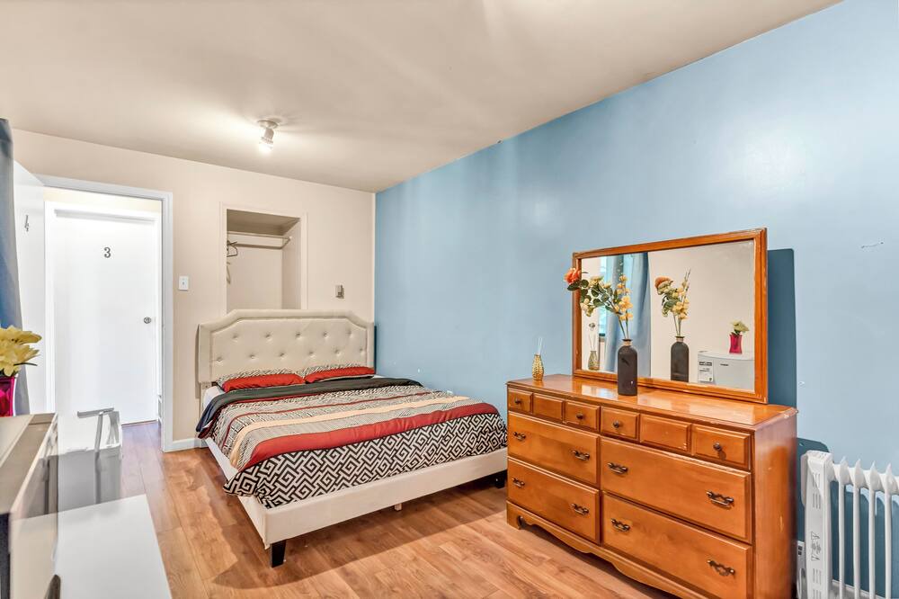 Photo of Bedroom in Langley