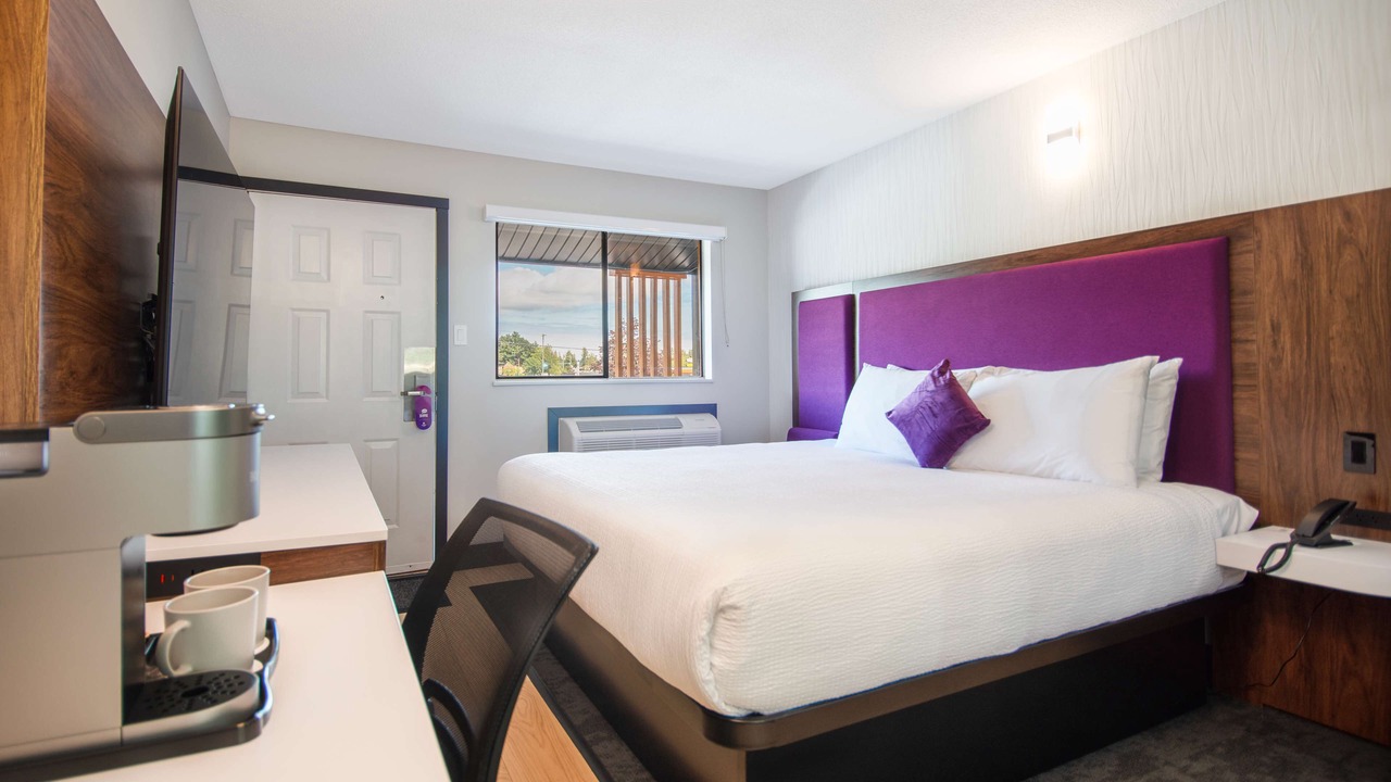 Photo of Bedroom in Courtenay