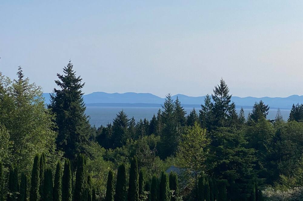 Photo of Others in Roberts Creek