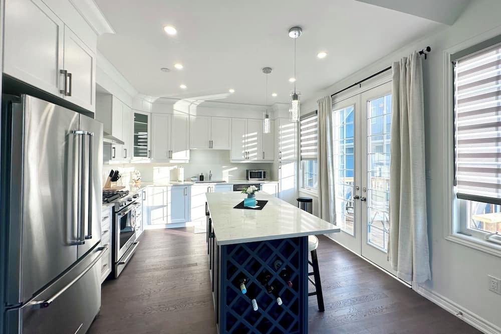 Photo of Kitchen in Wasaga Beach