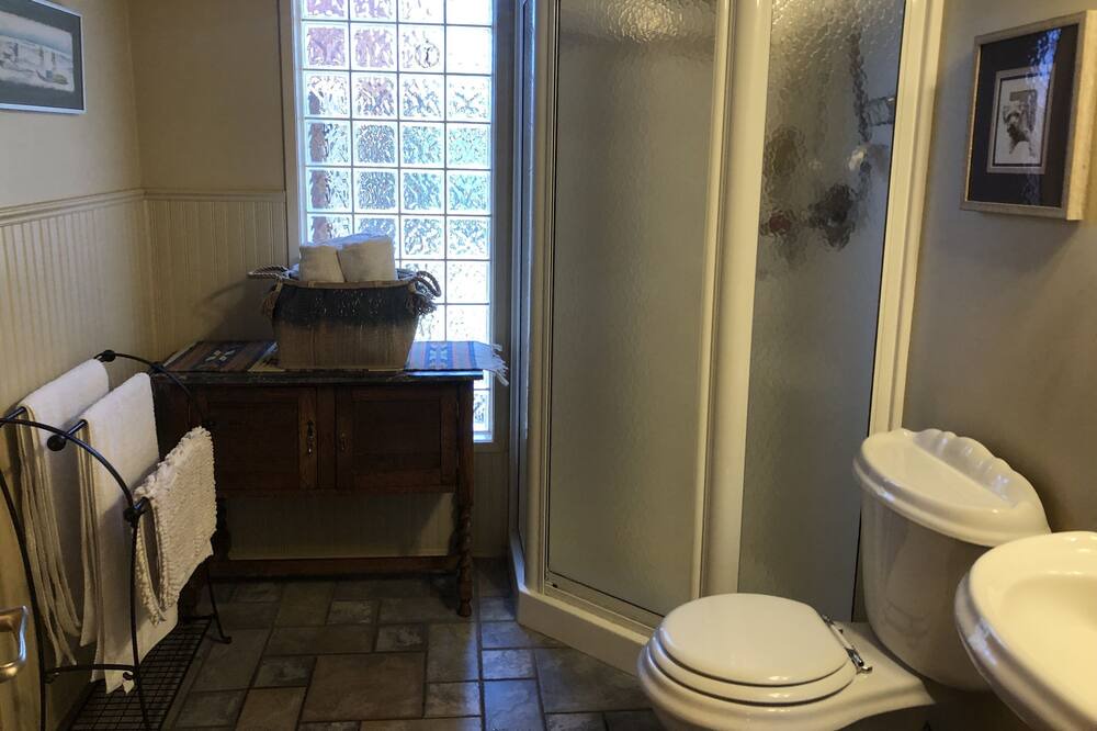 Photo of Bathroom in Regional District of Nanaimo