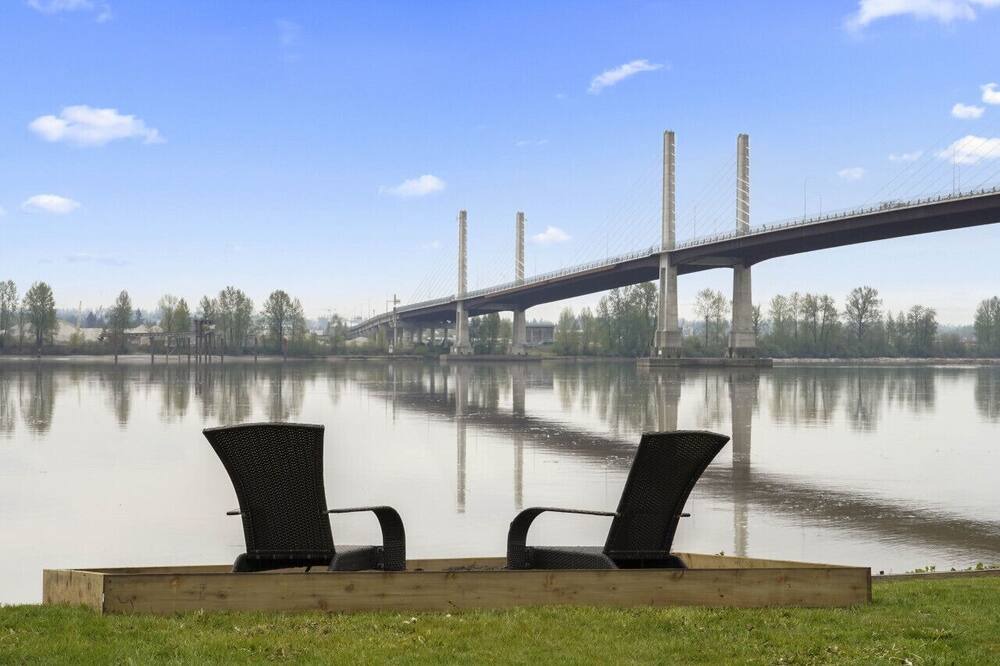 Photo of Others in Maple Ridge
