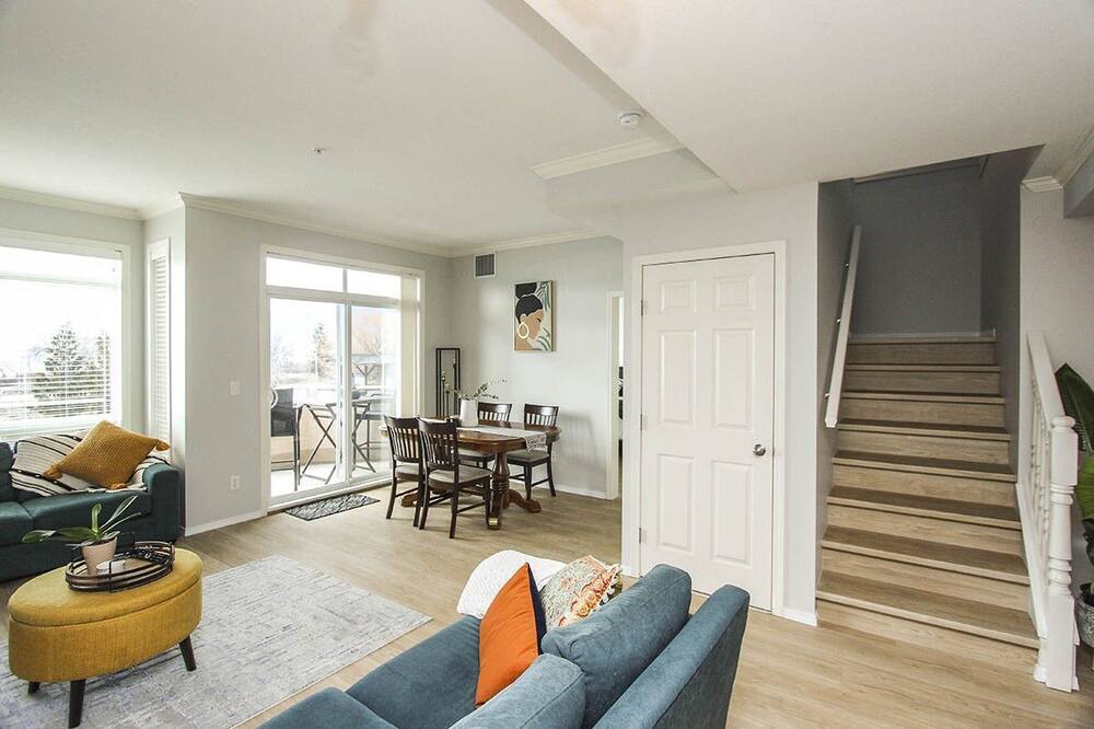 Photo of Livingroom in Central Okanagan