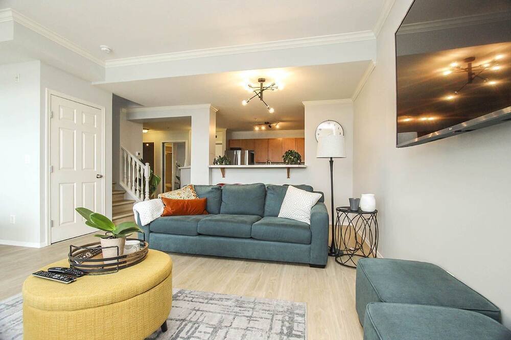 Photo of Livingroom in Central Okanagan