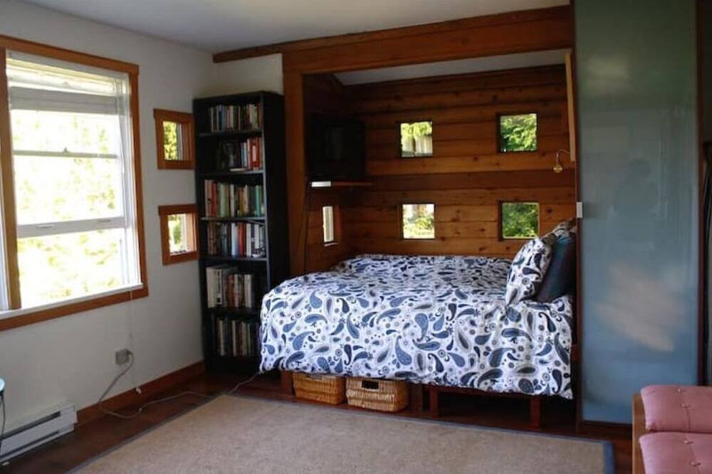Photo of Bedroom in Galiano