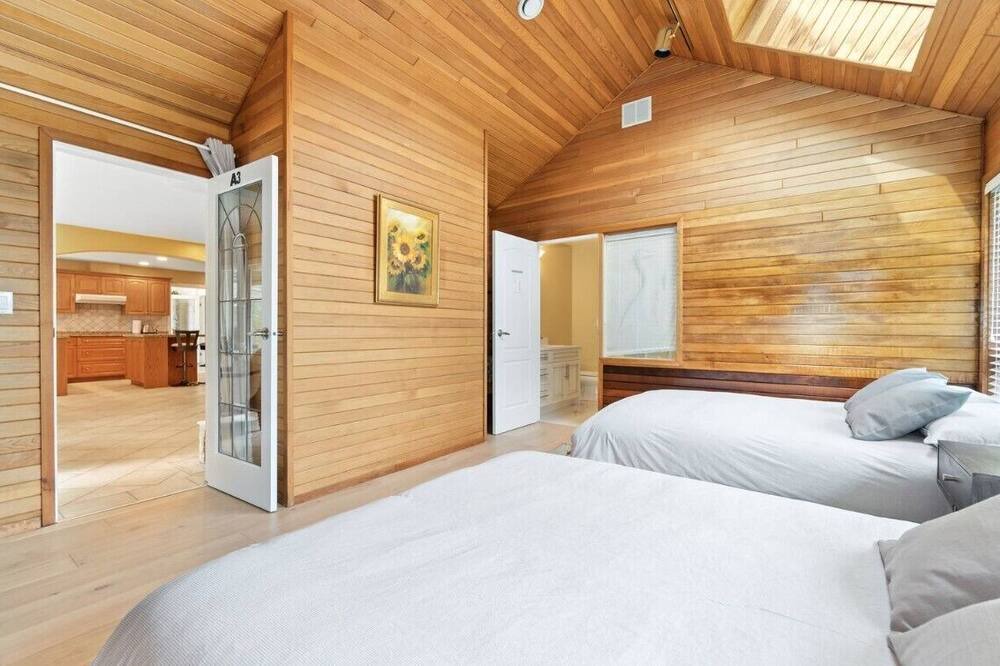 Photo of Bedroom in Richmond
