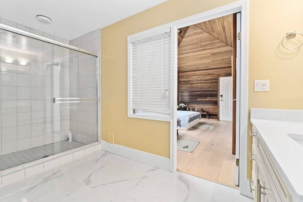 Photo of Bathroom in Richmond