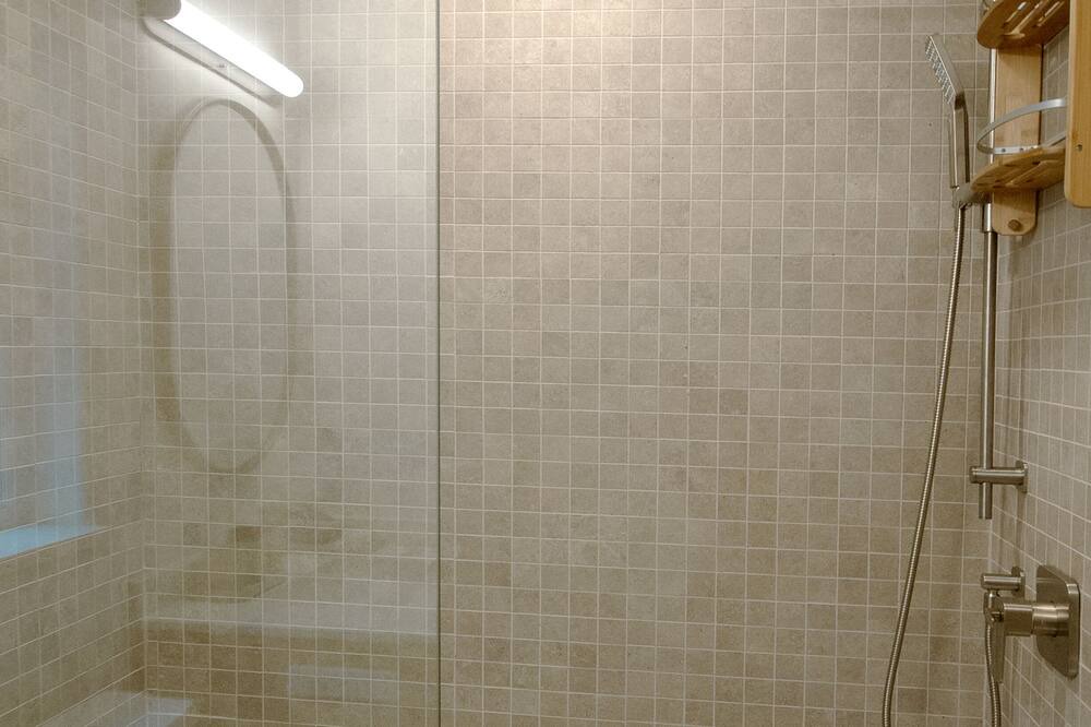 Photo of Bathroom in Roberts Creek